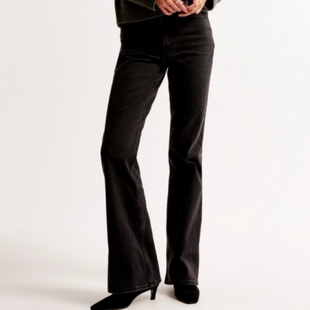 Abercrombie & Fitch High Rise Vintage Flare Jeans